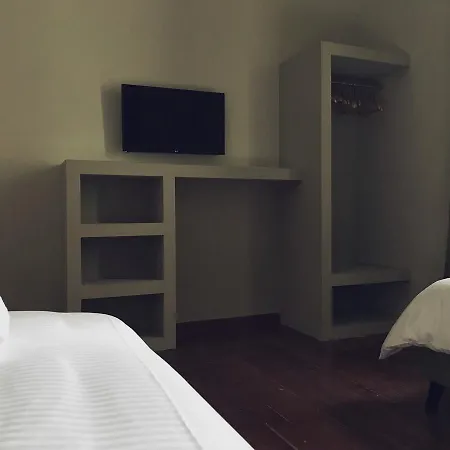 Mc Queen Apartment *